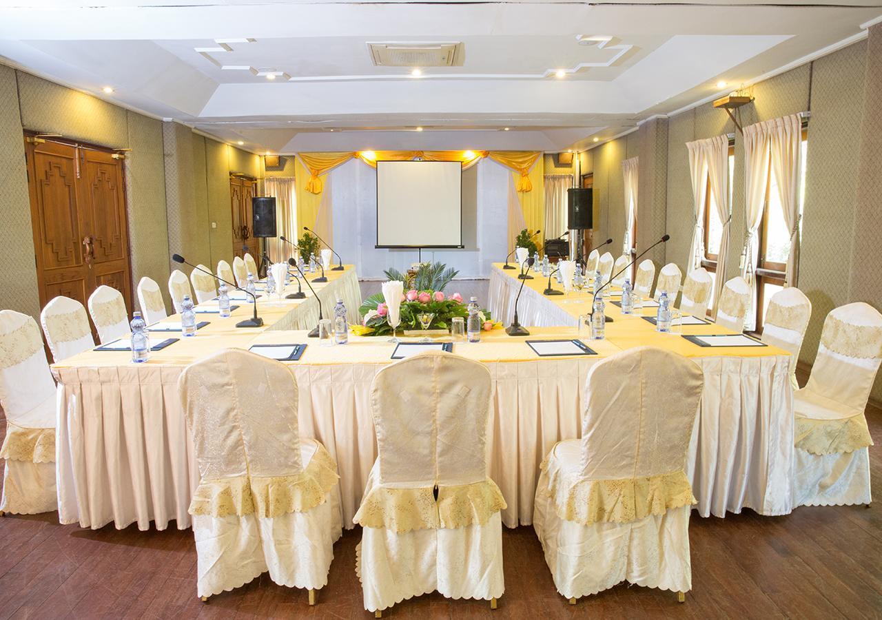 Kma Kaytumadi Hotel Taungoo Luaran gambar