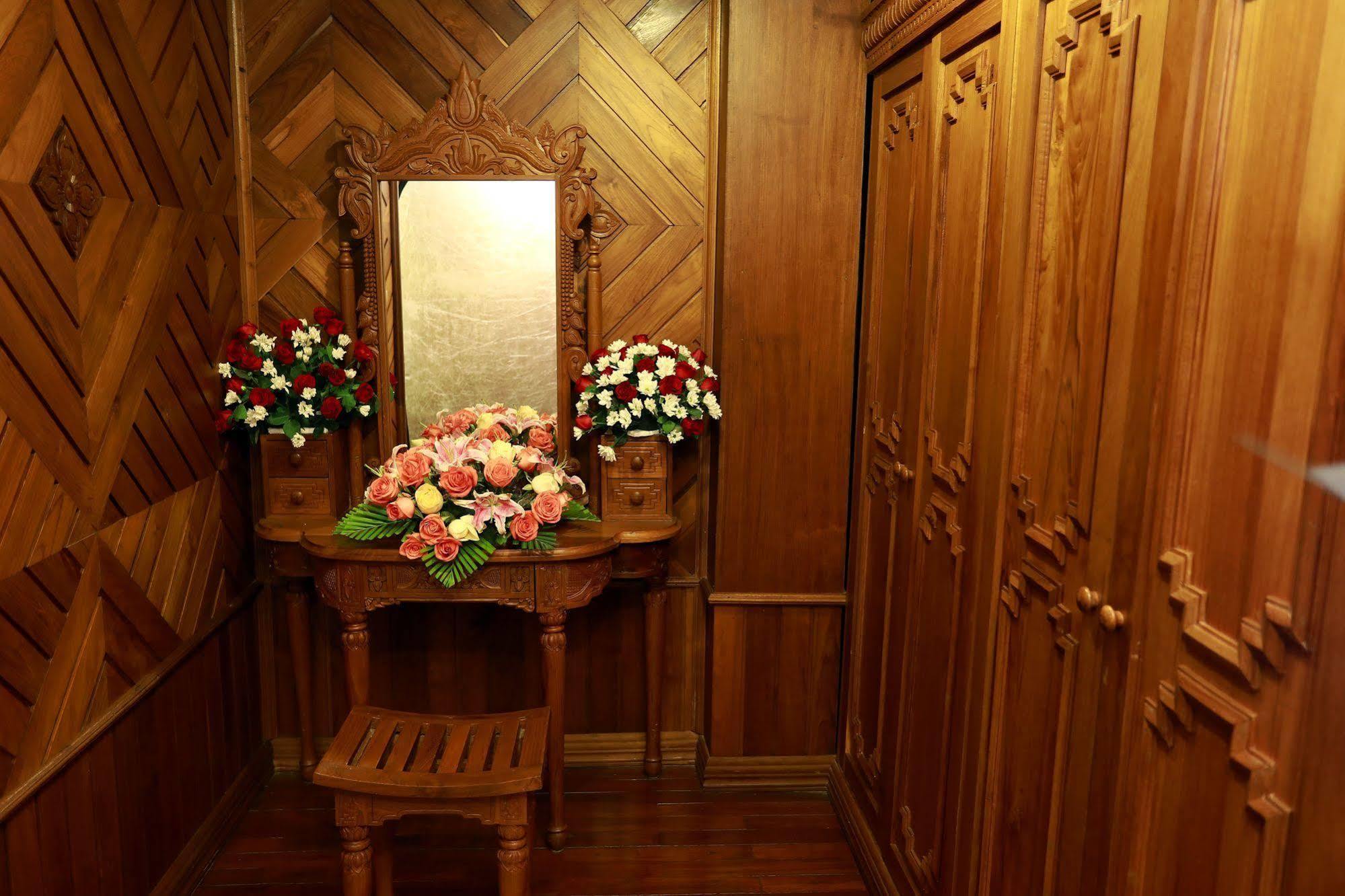 Kma Kaytumadi Hotel Taungoo Luaran gambar